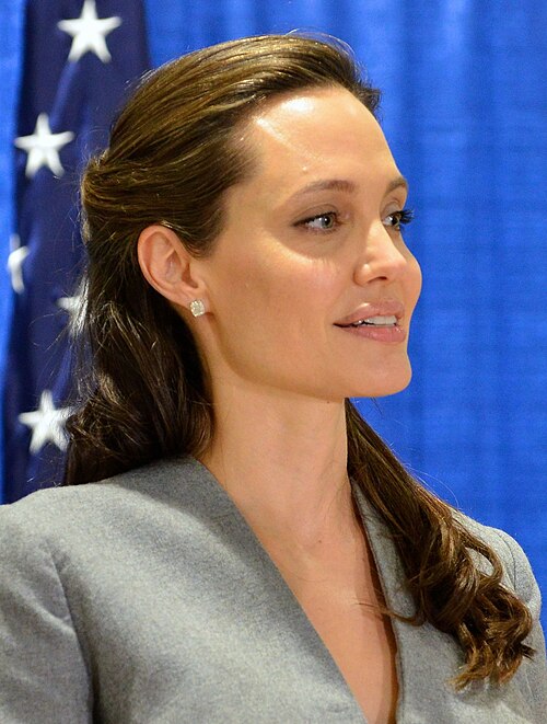 Portret Angelina   Jolie