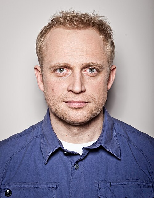 Portret Piotr  Adamczyk